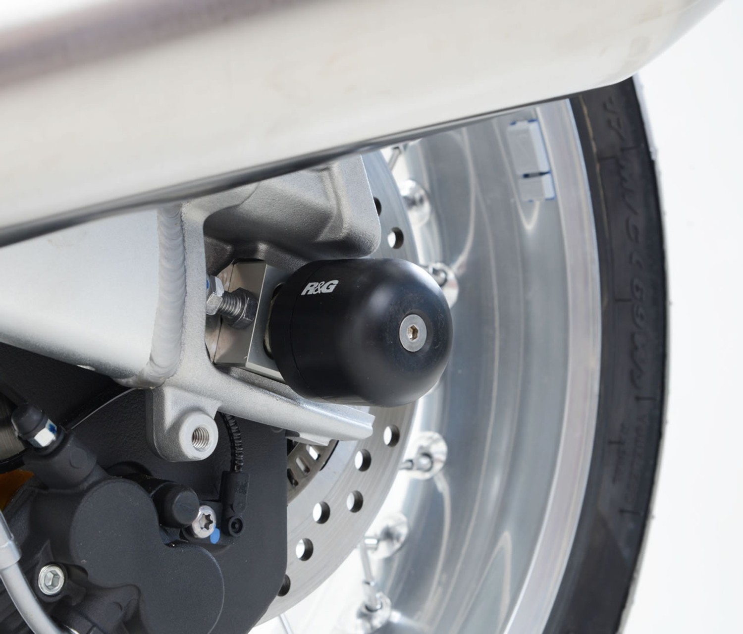 R&G Racing Swingarm Protectors (expanding type) for Triumph Scrambler 1200 XC/XE / Thruxton 1200 / Speed Twin '19-'22, Street Twin / Street Cup '17-'22 R&G Racing Swingarm Protectors (expanding type) for Triumph Scrambler 1200 XC/XE / Thruxton 1200 / Speed Twin '19-'22, Street Twin / Street Cup '17-'22